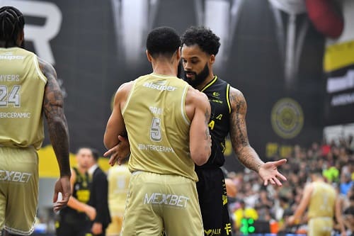 Fuerza regia vence a Dorados