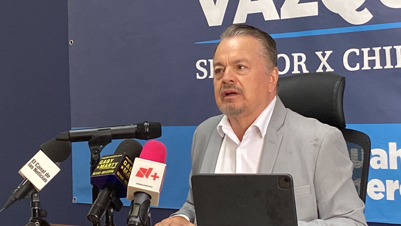 Mario Vázquez arremete contra Morena por financiamiento ilícito; exige investigación