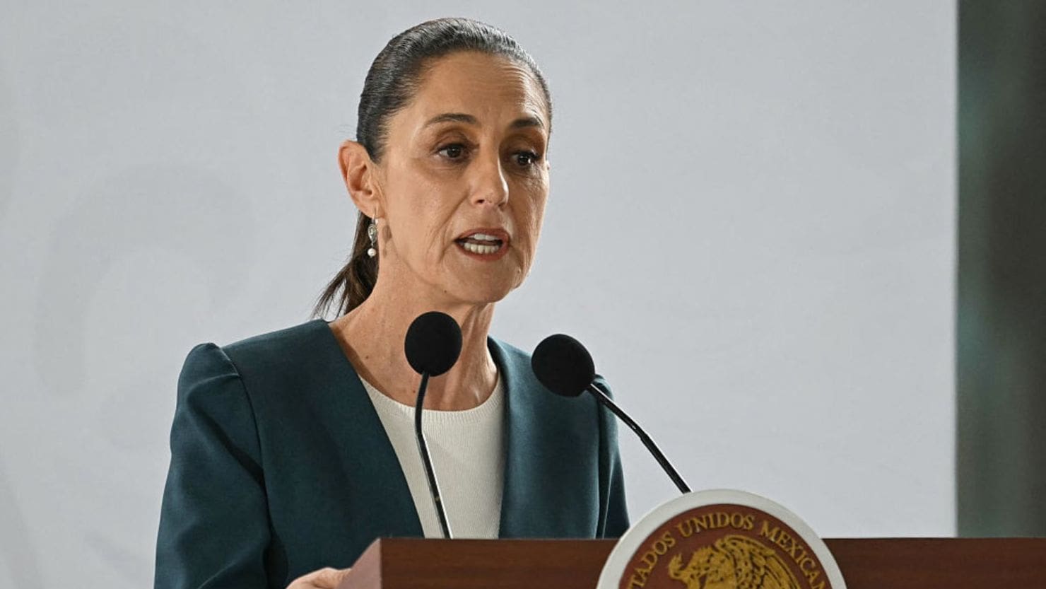 Debe Adán Augusto dar su versión; Sheinbaum
