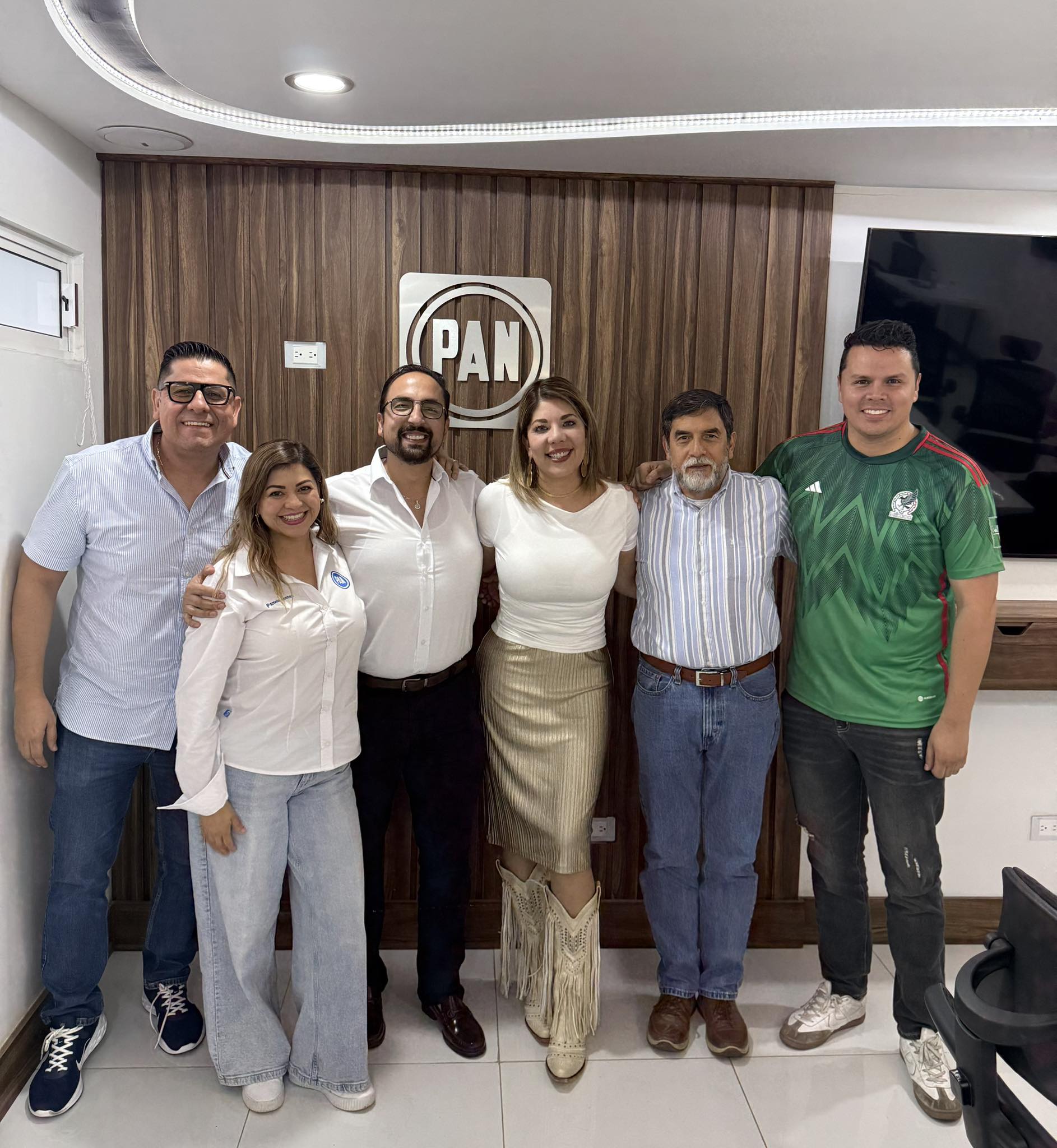 Va Komaba como candidato único para el Comité Municipal del PAN