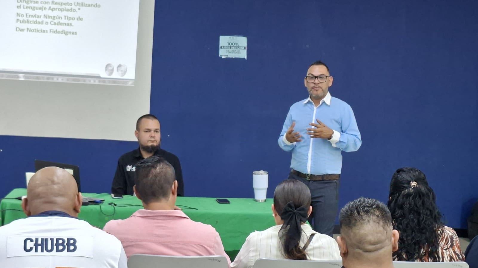 Son capacitados choferes de plataformas en seguridad y violencia