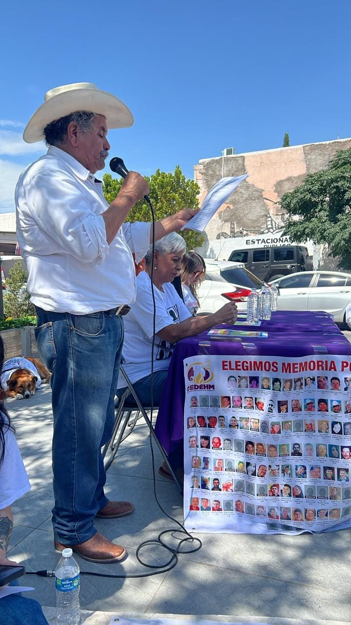 292 nombres y fechas se agregan de las personas desaparecidas en la Cruz de clavos