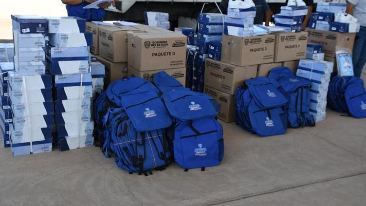 Avanza licitación de 114 mdp para la compra de útiles y mochilas: SEyD