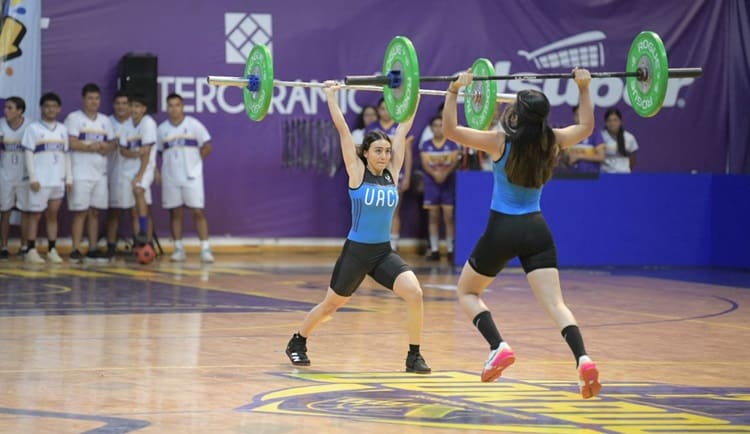 Espectacular presentación deportiva y cultural a nuevos alumnos