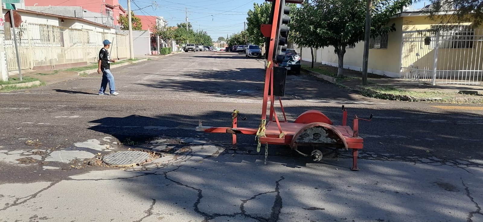 [Reporte Ciudadano] Vecinos piden reparen alcantarillas hundidas