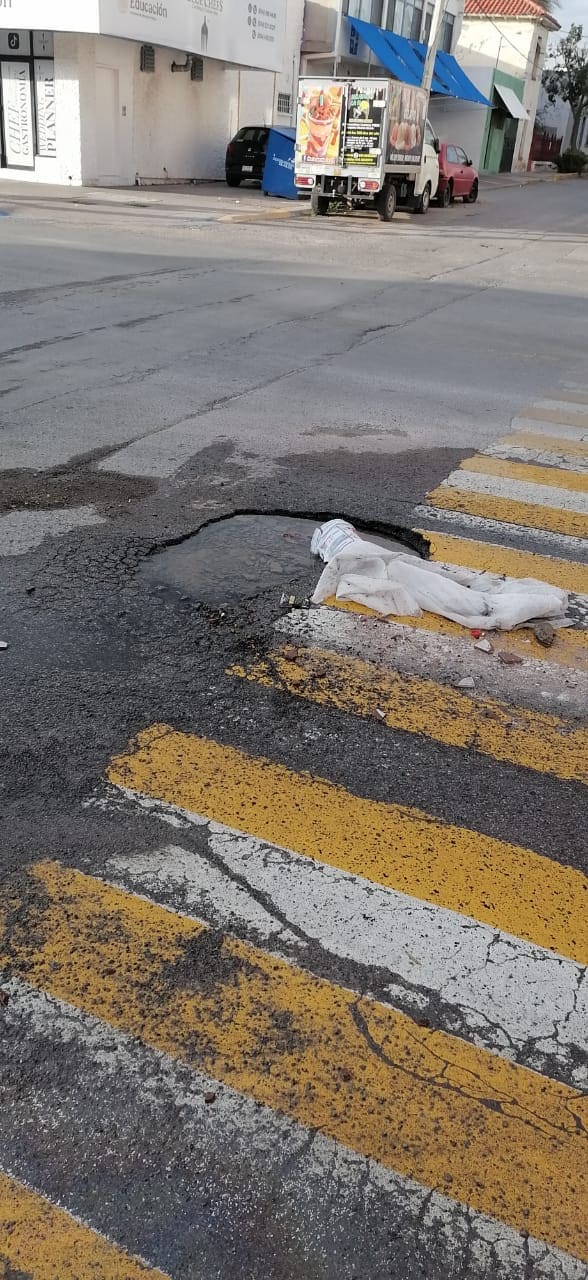 Mega Bache en las calles Nicolas Bravo y 11