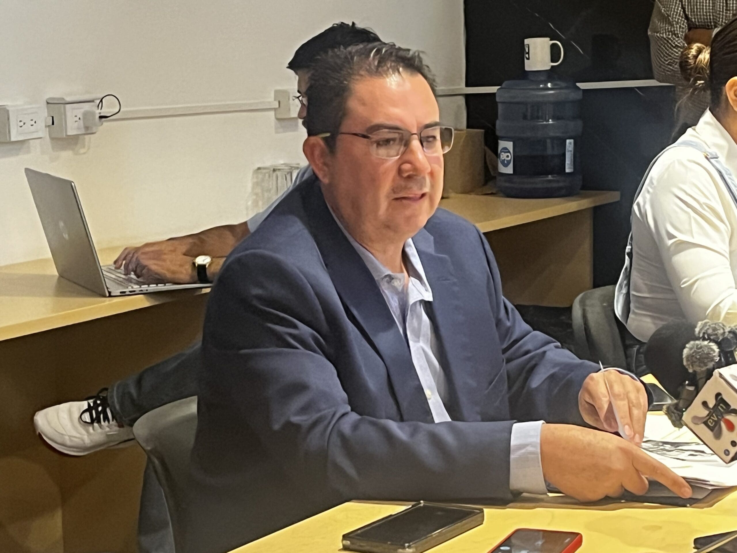 Lanzan campaña ‘Fenta No’ en escuelas para prevenir consumo de drogas en jóvenes