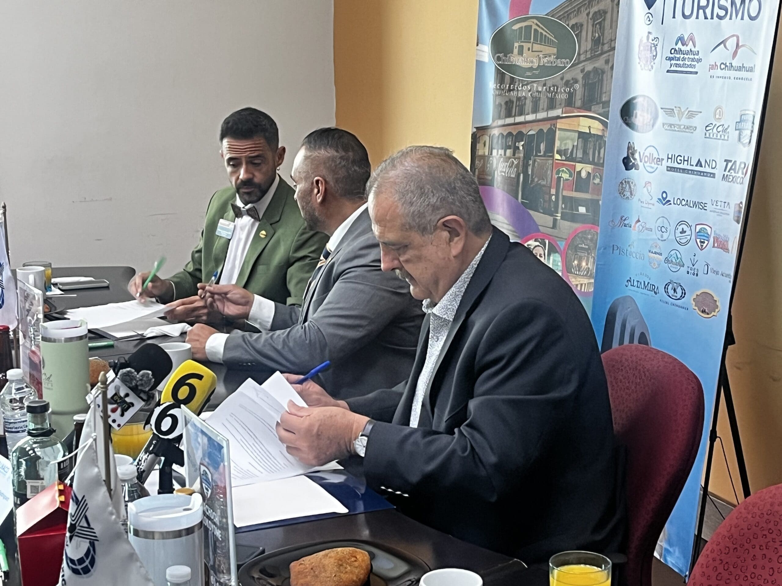 CANACO y Toastmaster International firman alianza para formar líderes empresariales