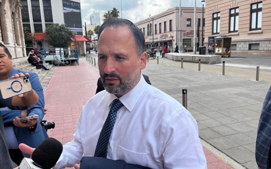“Que no panda el cúnico”, afirma De la Peña que ya vienen los nuevos camiones BRT