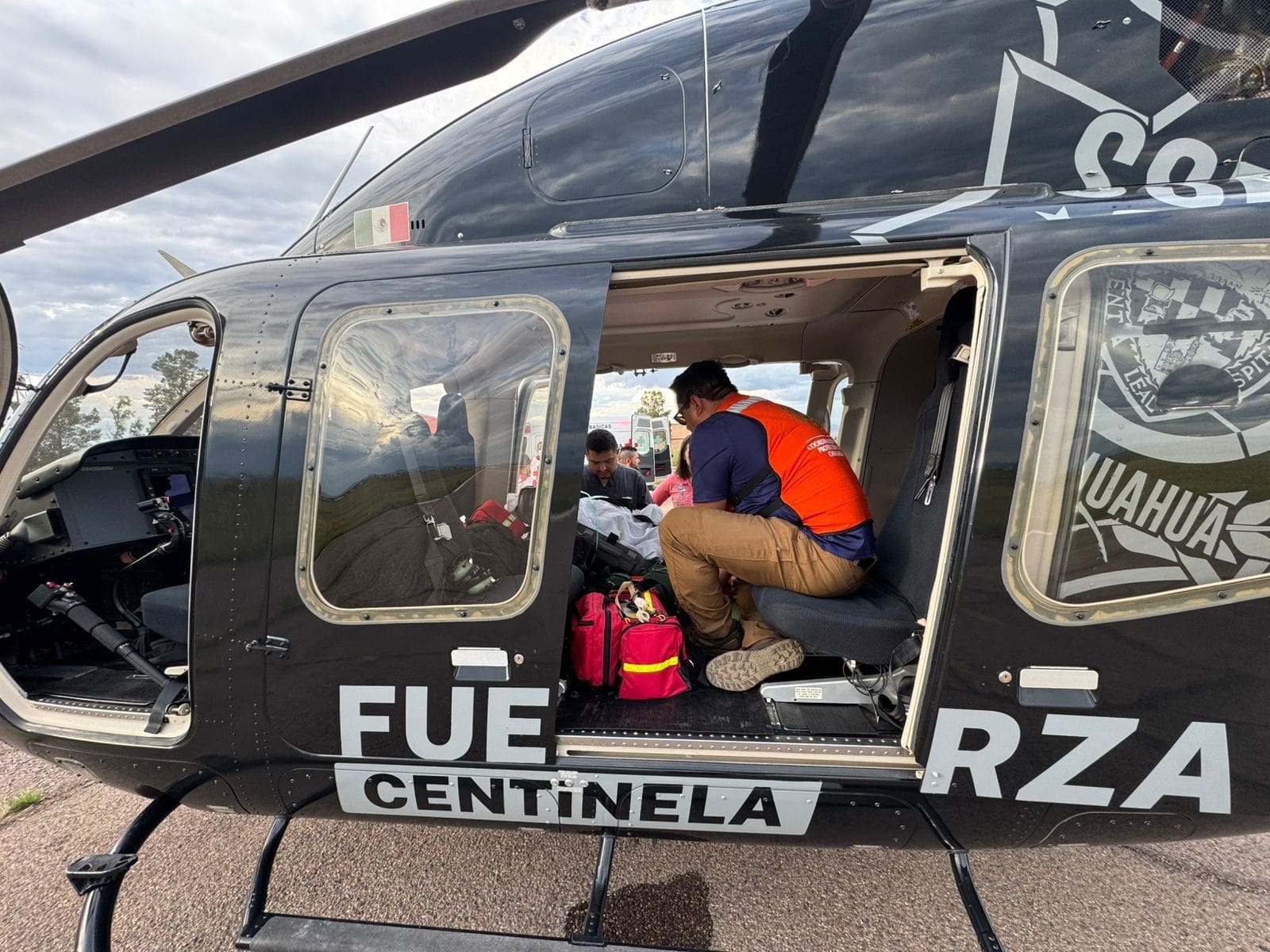 Coordinan triple operativo para salvar a paciente cardíaca en traslado de emergencia
