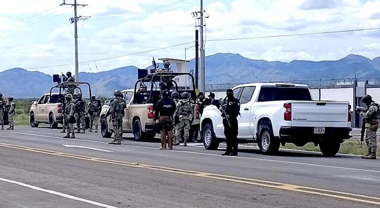 Secuestran y torturan a ciudadano en carretera a Ojinaga