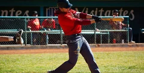 Fin de semana de beisbol de la liga municipal de primera fuerza