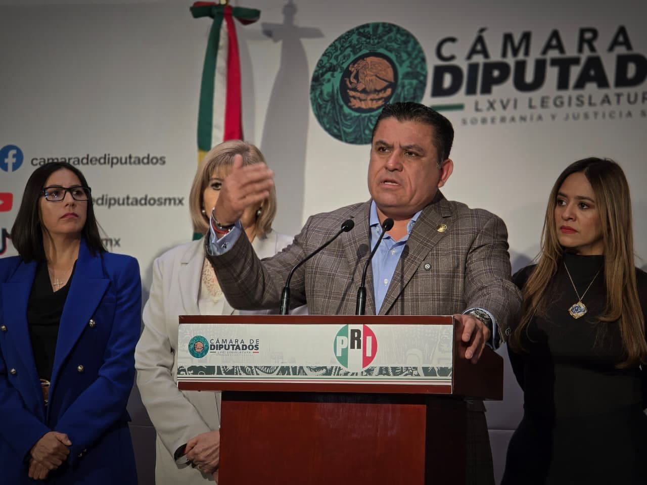 Impulsa Alex Domínguez tribunales especializados en violencia de género en todo el país