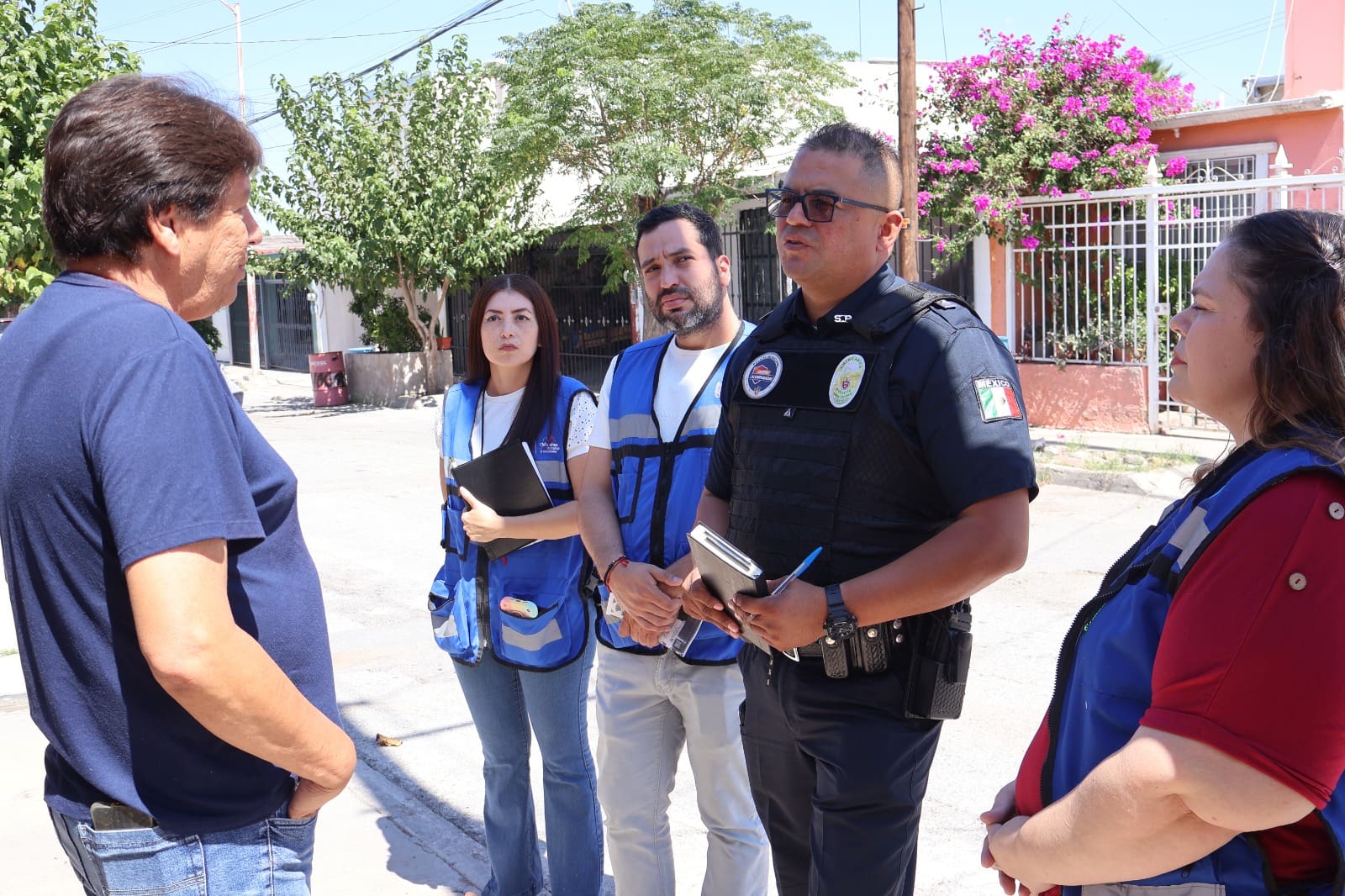 Policías municipales realizan constantemente recorridos en Punta Oriente