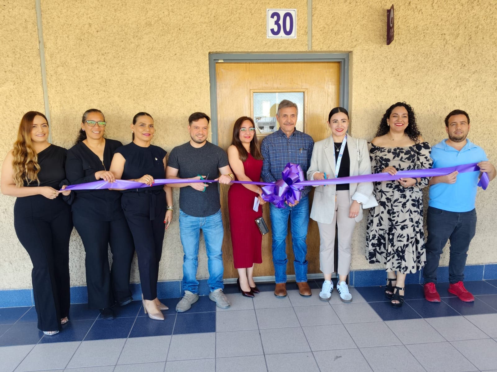 Inaugura UACH Salón 30, destinado a estudiantes de posgrado en Ciencias Químicas
