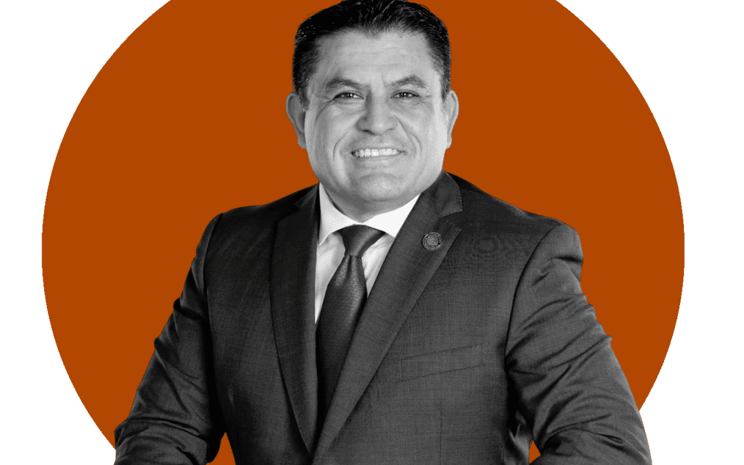 NI A LA IZQUIERDA, NI A LA DERECHA: EN CHIHUAHUA, ¡PARA DELANTE!