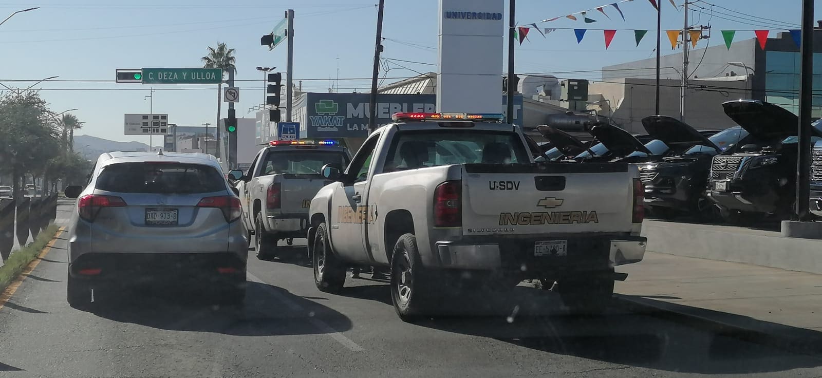 Crecen las quejas por fallas en semáforos y ahora se descompone camioneta de Ingeniería Vial
