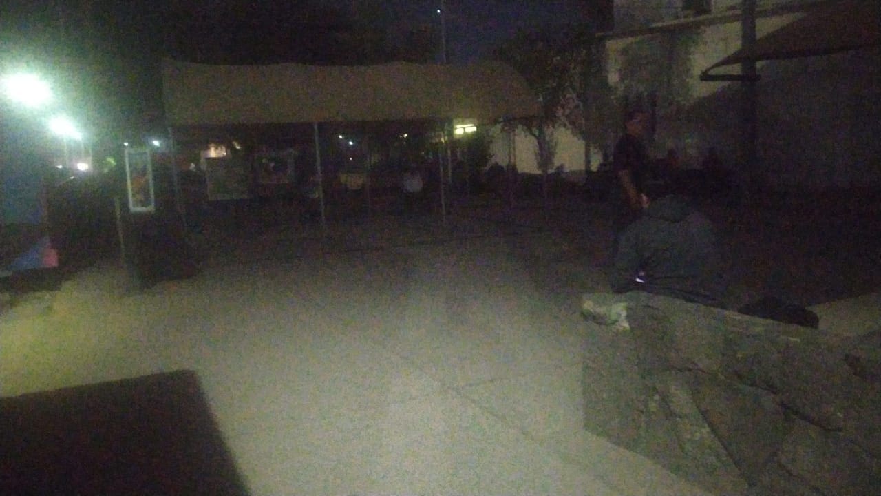 [Reporte Ciudadano] Pacientes del IMSS en Avalos se quedan sin luz: usan celulares para iluminar la clínica