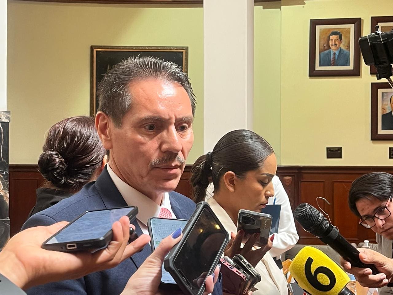Aclara Hacienda que concepto de “accesorios” son recargos en la revalidación