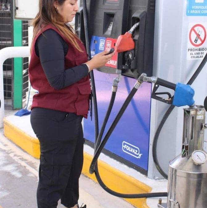 En dos municipios serranos venden en $26.35 litro de gasolina