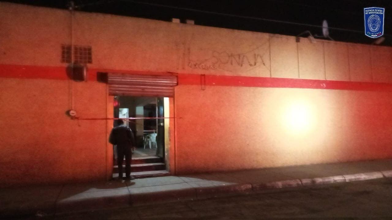 Indaga FGE Occidente homicidio de tres hombres en bar