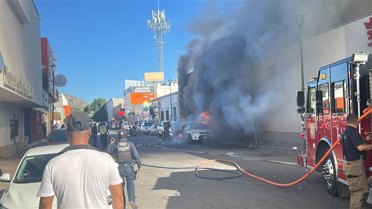 Tragedia en Hermosillo: incendio en tienda Waldo’s deja 23 muertos