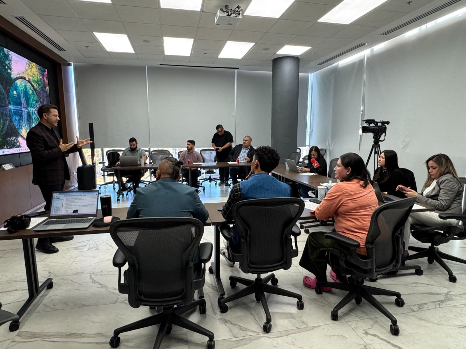 Capacita FICOSEC a periodistas en uso de plataforma digital sobre incidencia delictiva