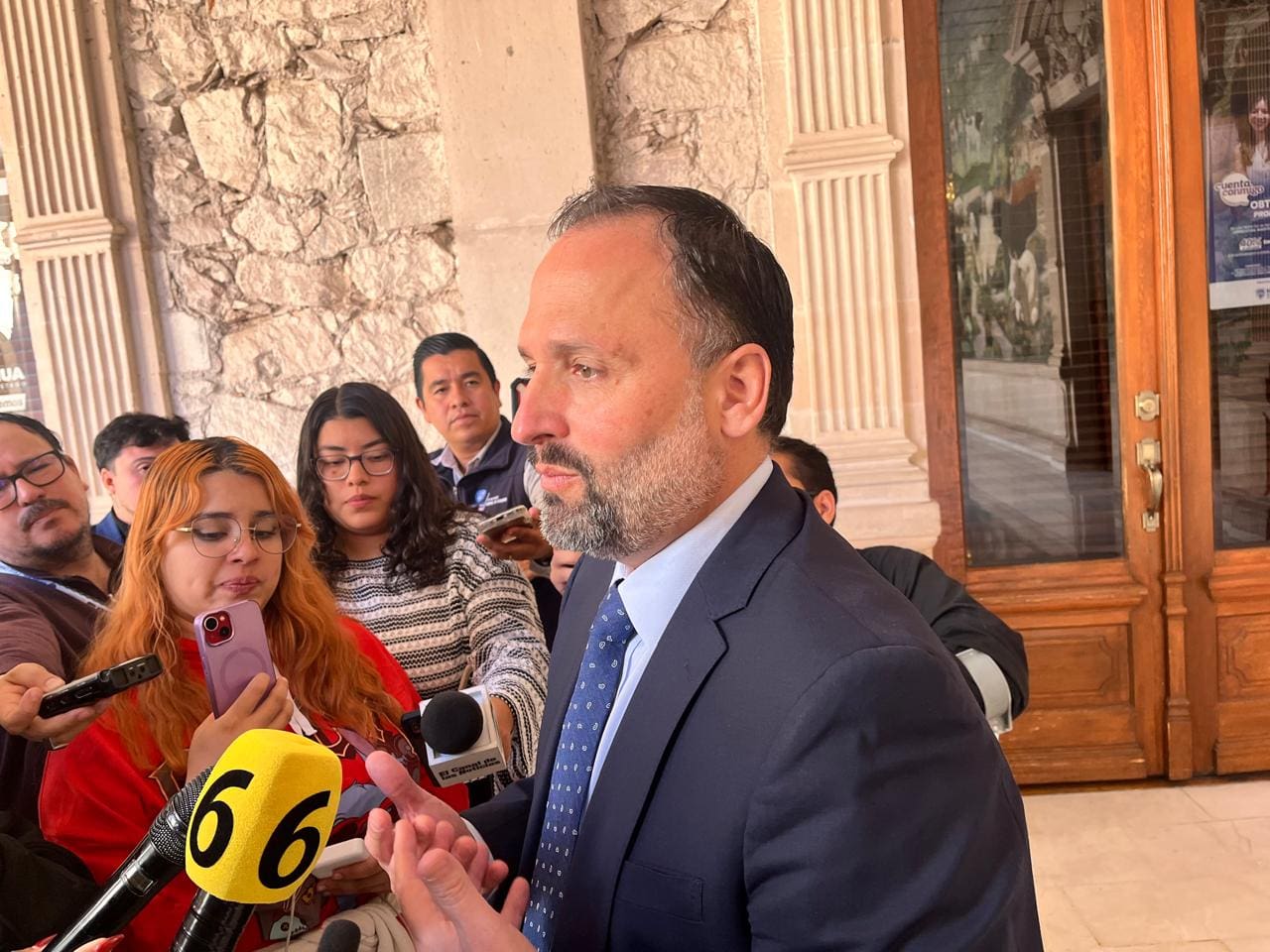 “Chihuahua no es Michoacán”: De la Peña por seguridad de alcaldes 