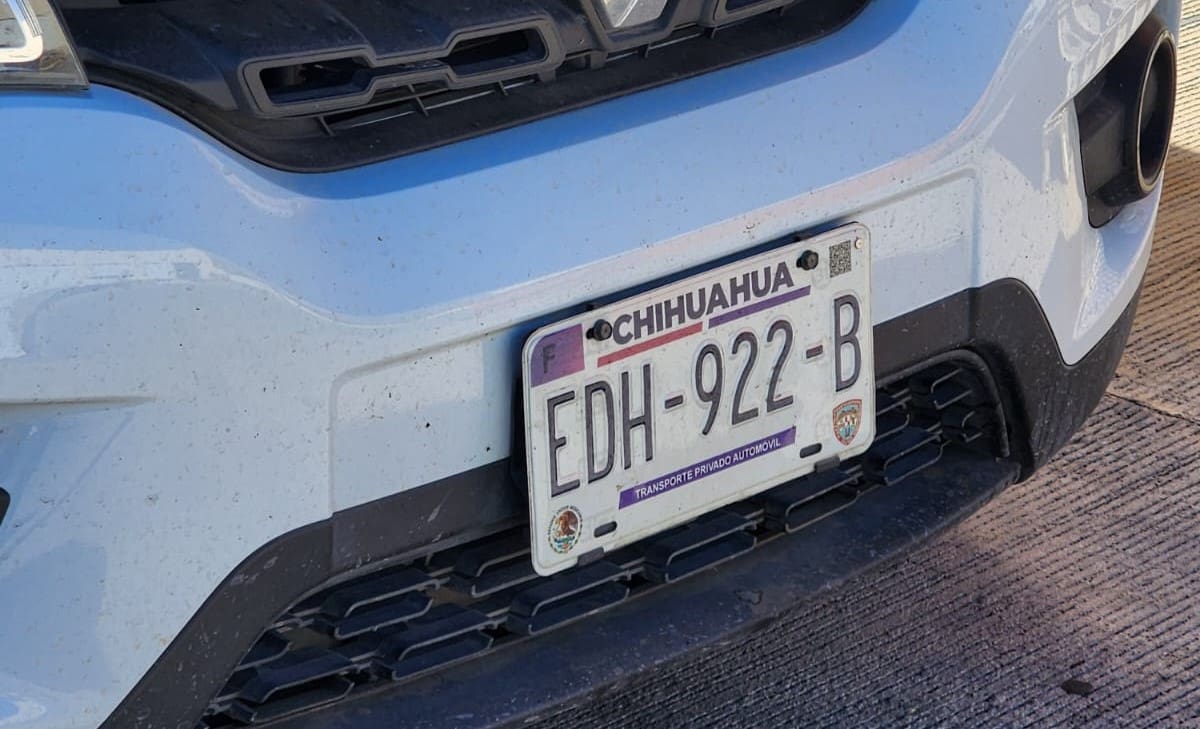 Ciudadano pide apoyo para localizar su placa extraviada