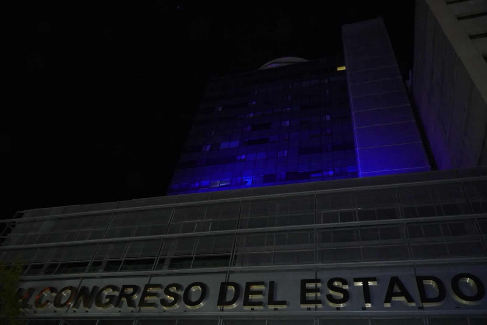 Iluminaron Congreso por Día Mundial de la Diabetes