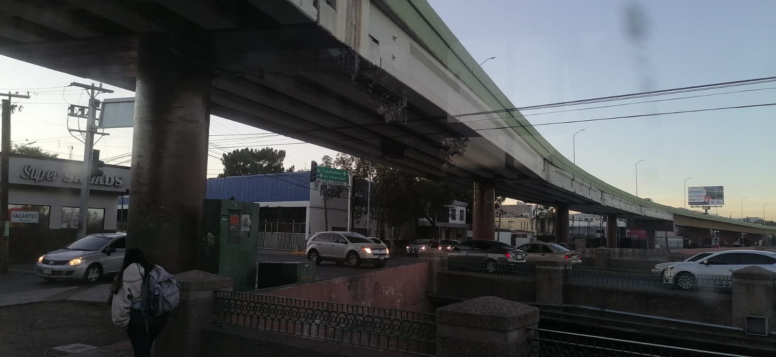 Afectación vial en el cruce de Mirador y Canal: semáforos fuera de servicio