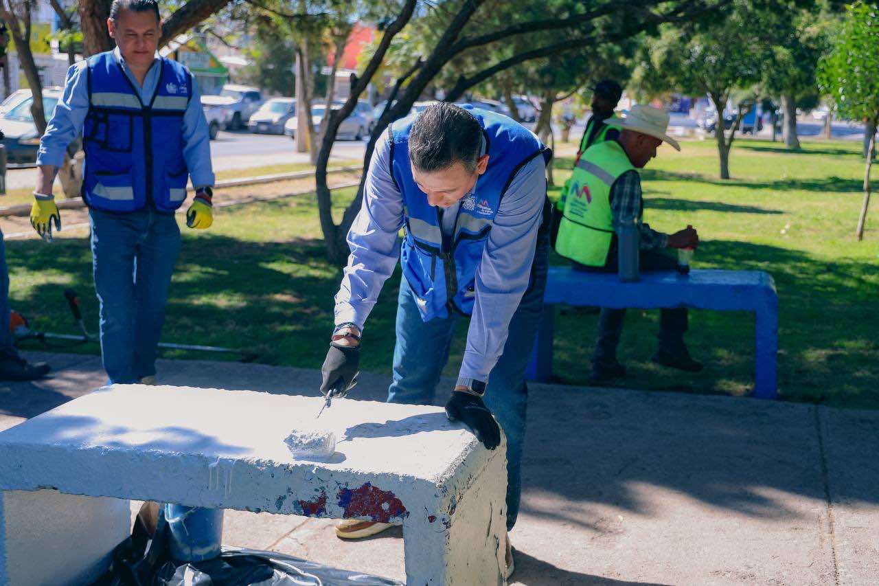 Supervisa Bonilla mantenimiento al parque «El Platanito»