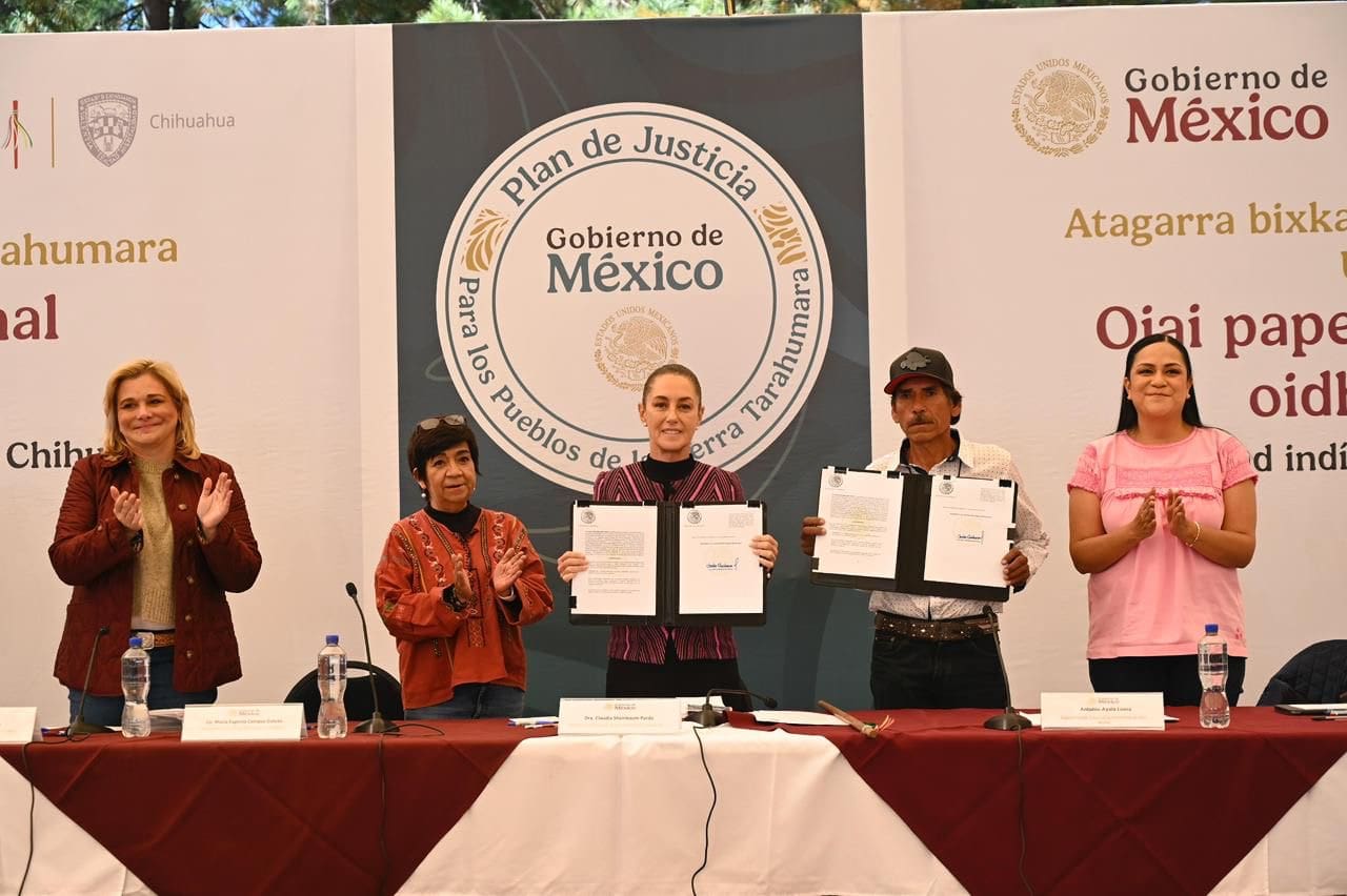 Sheinbaum entrega más de 3 mil hectáreas al pueblo Ódami en la Sierra Tarahumara