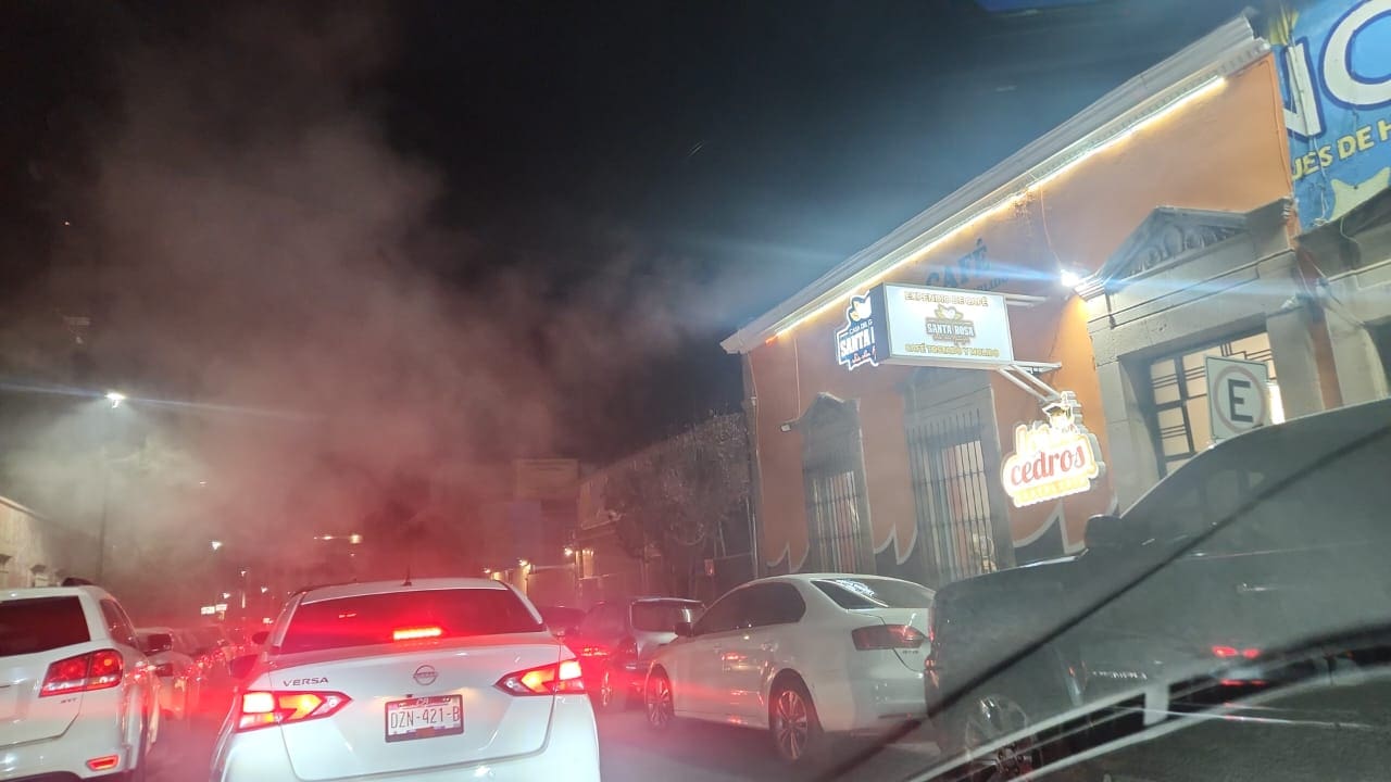 Humareda en Pastelería alarma… pero todo quedó en pastel quemado