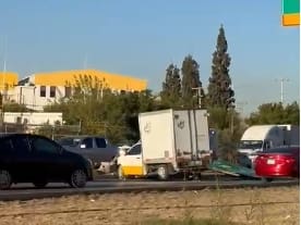 Infarto fulminante provoca choque de camión en la vialidad Sacramento