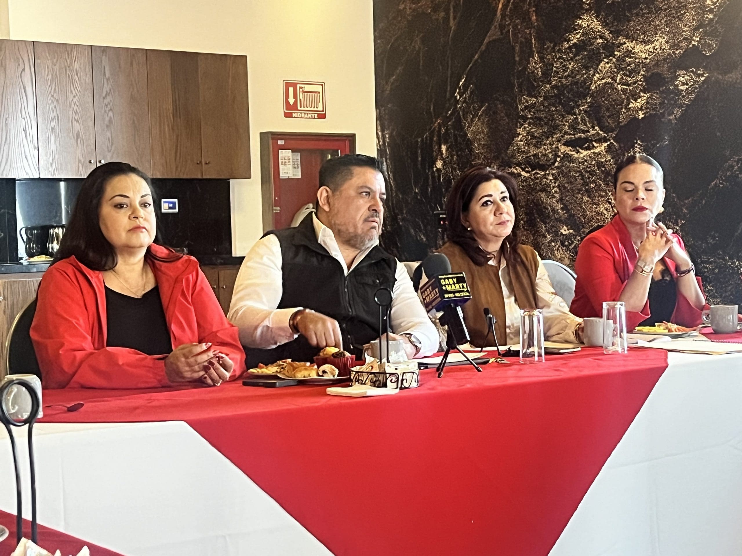Denunciaremos actos de precampaña; Chihuahua tiene muchos problemas, reclama Alex Domínguez 