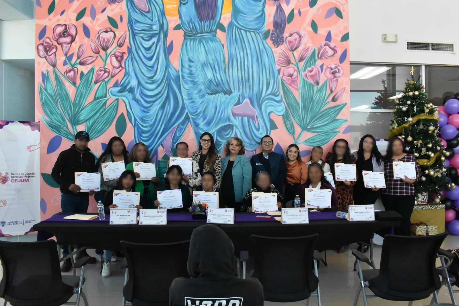 Otorga CEJUM 60 reconocimientos a mujeres por concluir talleres de emprendimiento 