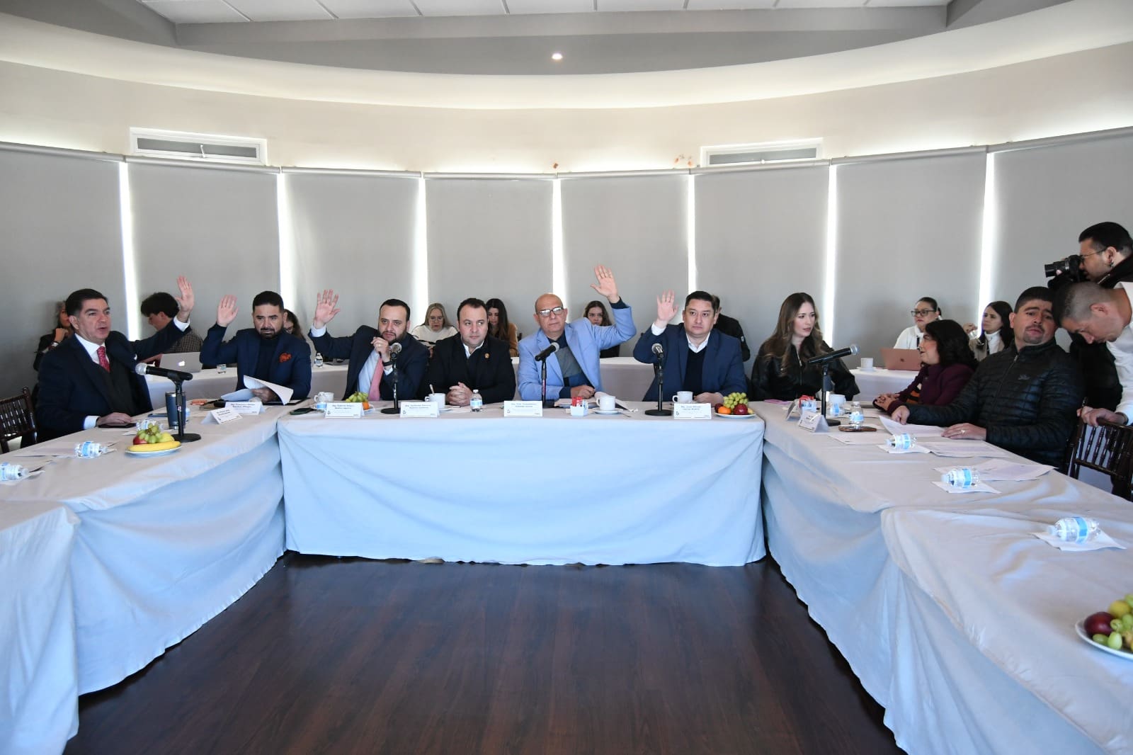 Aprueban convocatoria para elegir a la nueva presidencia de la CEDH