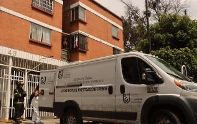 Madre y su hijo inhalan gas y mueren por fuga, en el interior de su baño