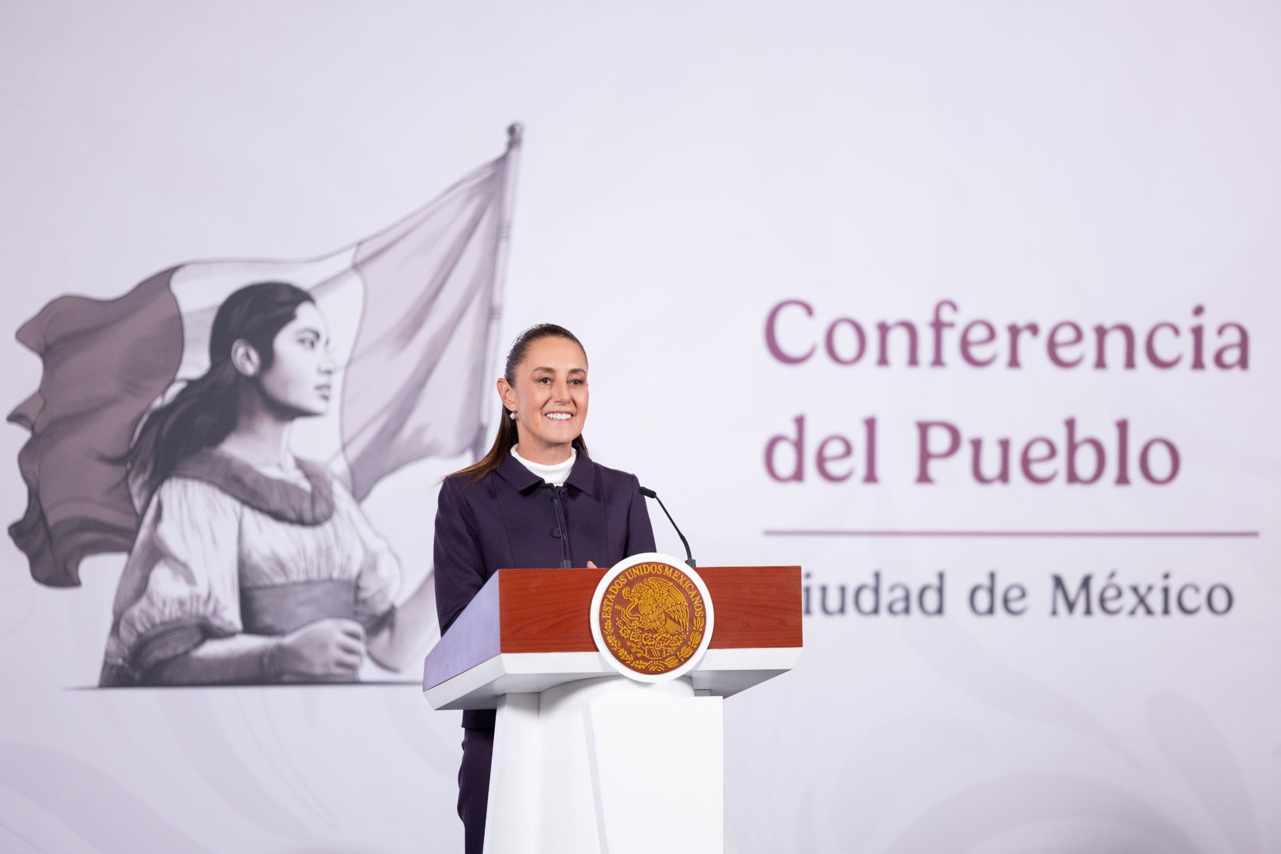 Sheinbaum adelanta que reforma electoral mantendrá autonomía del INE
