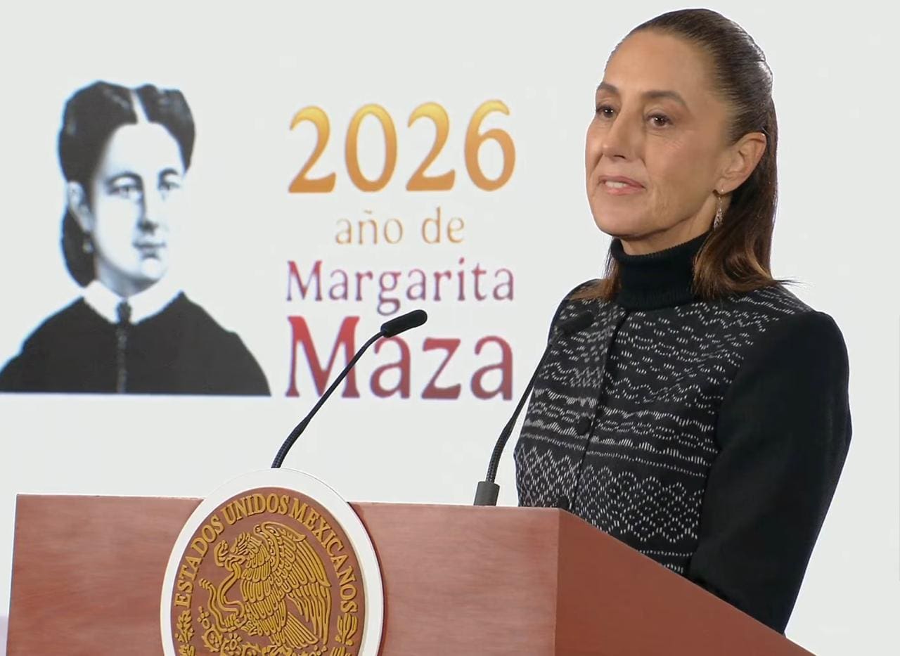 Abre presidenta conferencia hablando de BTS y no de masacre en Salamanca