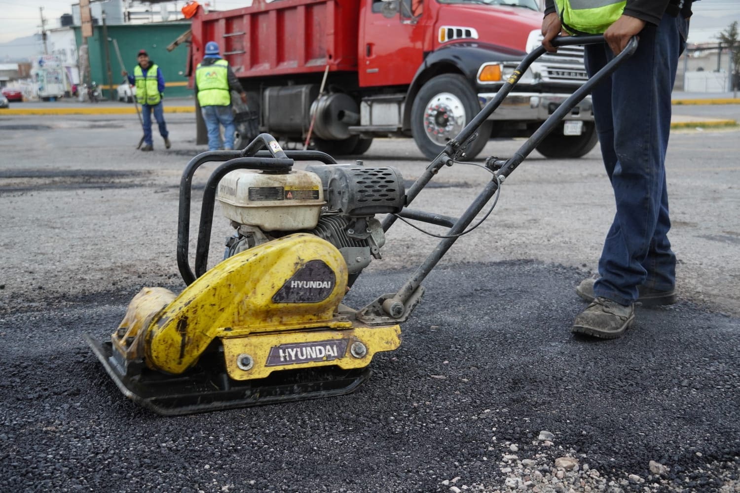 Atendieron más de mil 500 baches del 26 al 30 de enero
