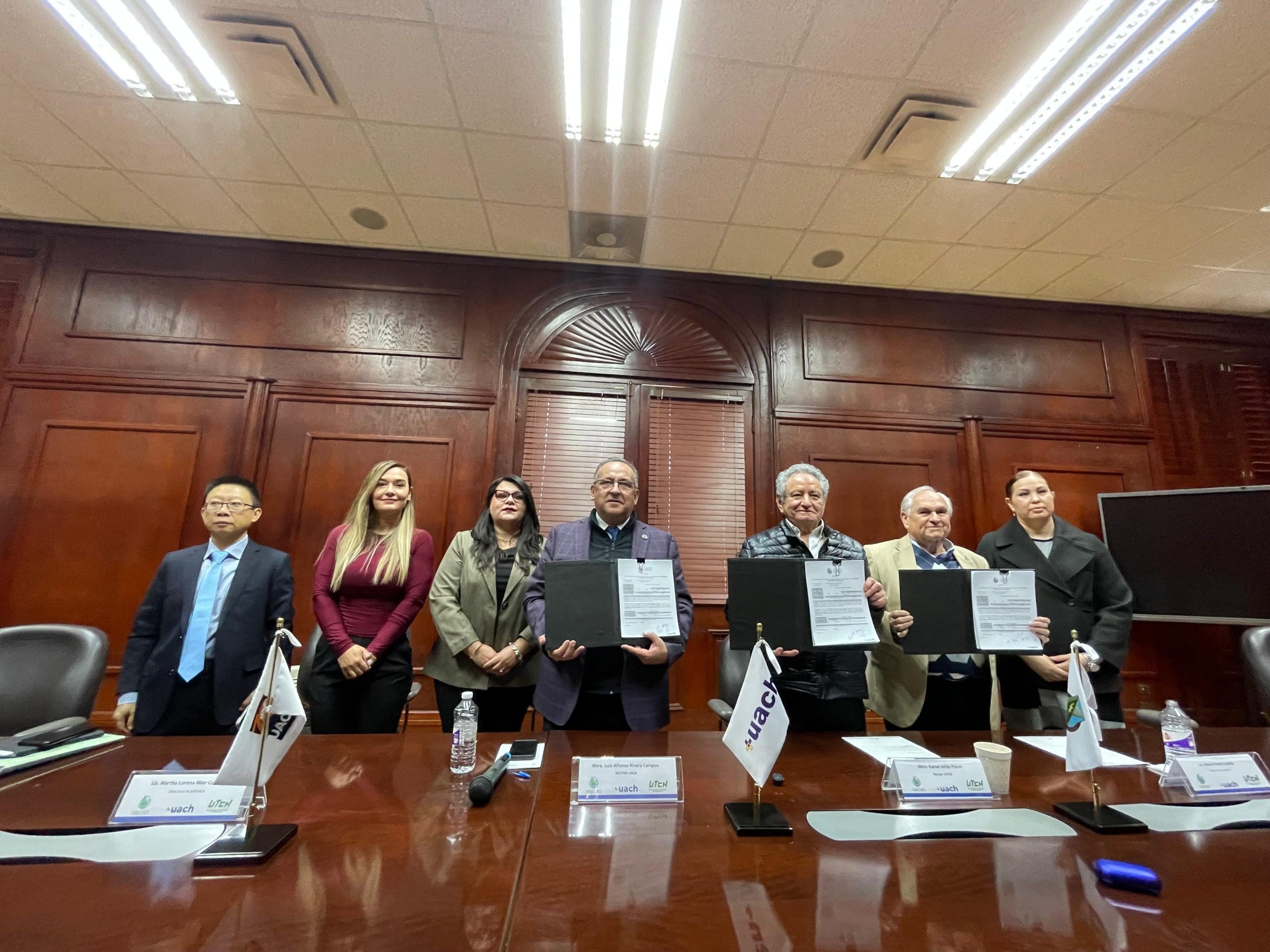 Impartirán clases de chino mandarín en UTCH tras firma de convenio con la UACH