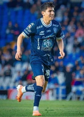 Pachuca debuta a otro chihuahuense