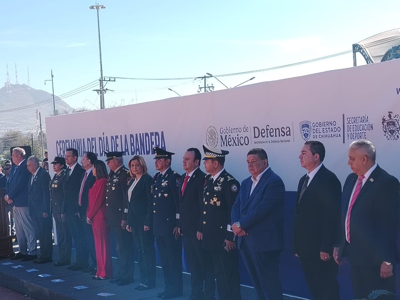 Conmemoran autoridades el Día de la Bandera en el Palomar