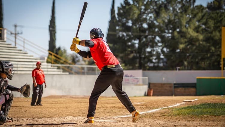 Joyerías Torres pega el primero de la liga municipal de béisbol de 1a Fuerza