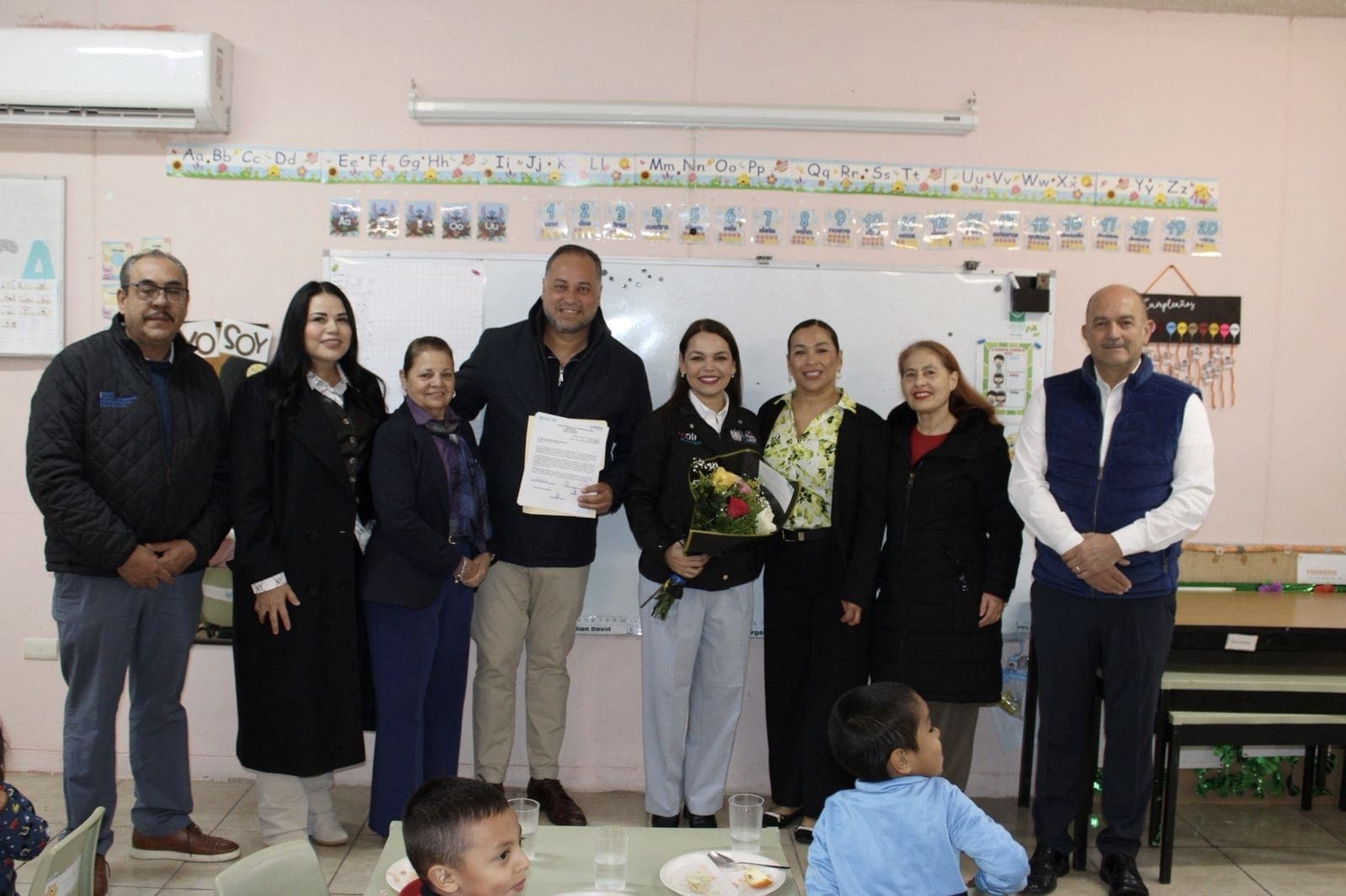 Myrna Monje constata obras de rehabilitación de Escuela Primaria