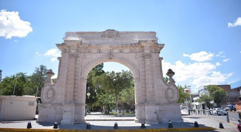 Reportan falta de alumbrado en el parque Lerdo