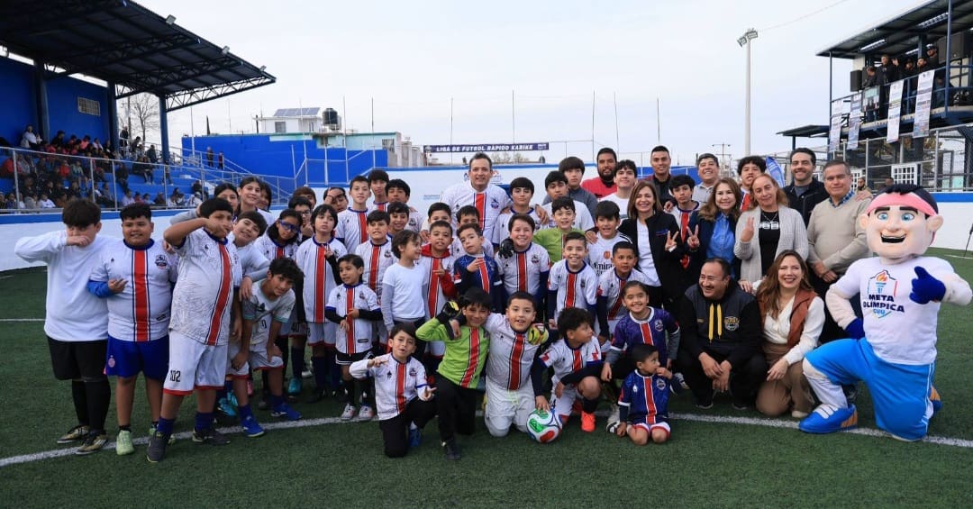 Inaugura alcalde Marco Bonilla reabilitacion del parque en Lomas Karike