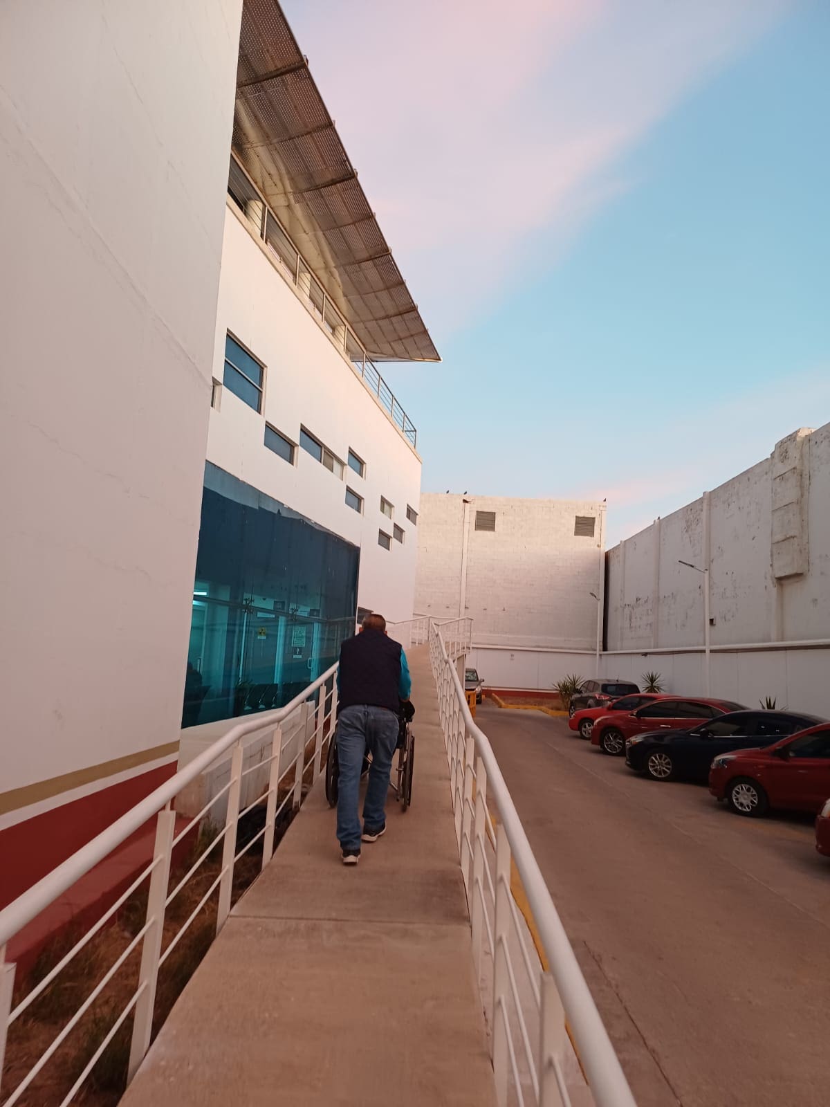 ¡Otra vez sin elevador en consultorios del ISSSTE!